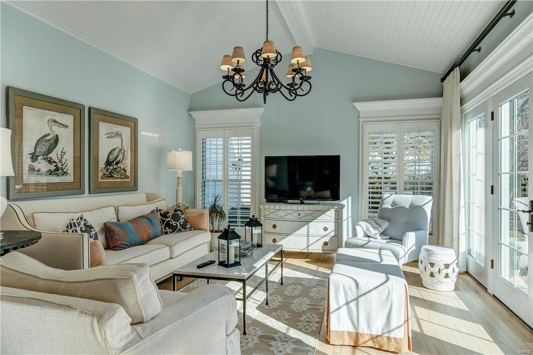 Manors Of Town & Country Bristol - Residential