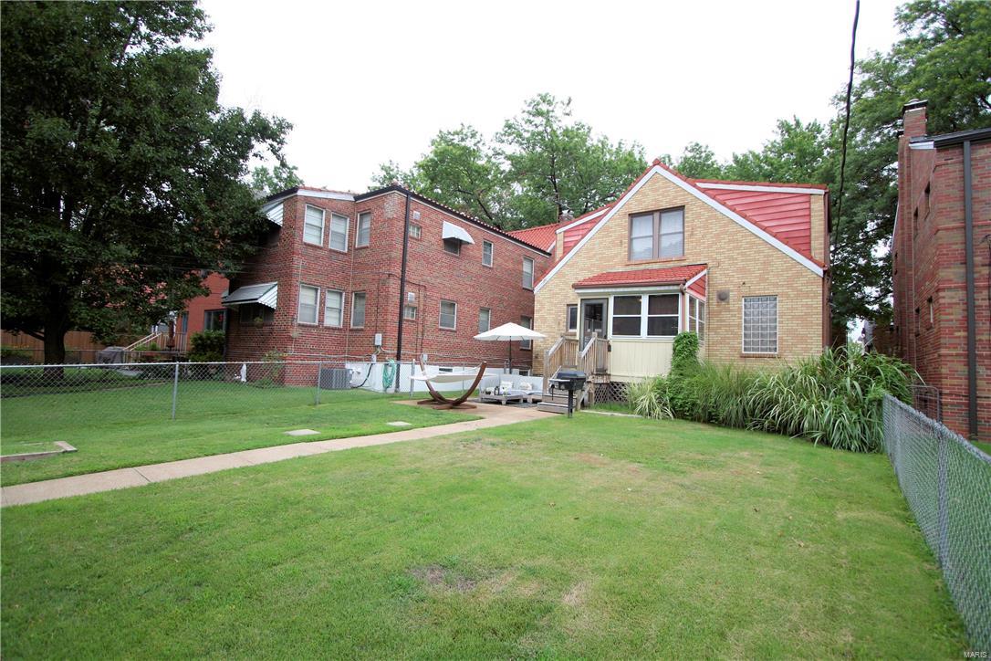 St. Louis Hills - Residential