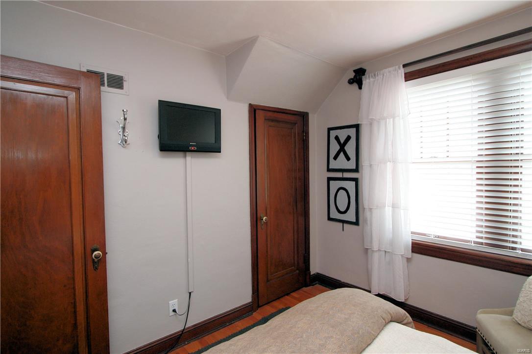 St. Louis Hills - Residential