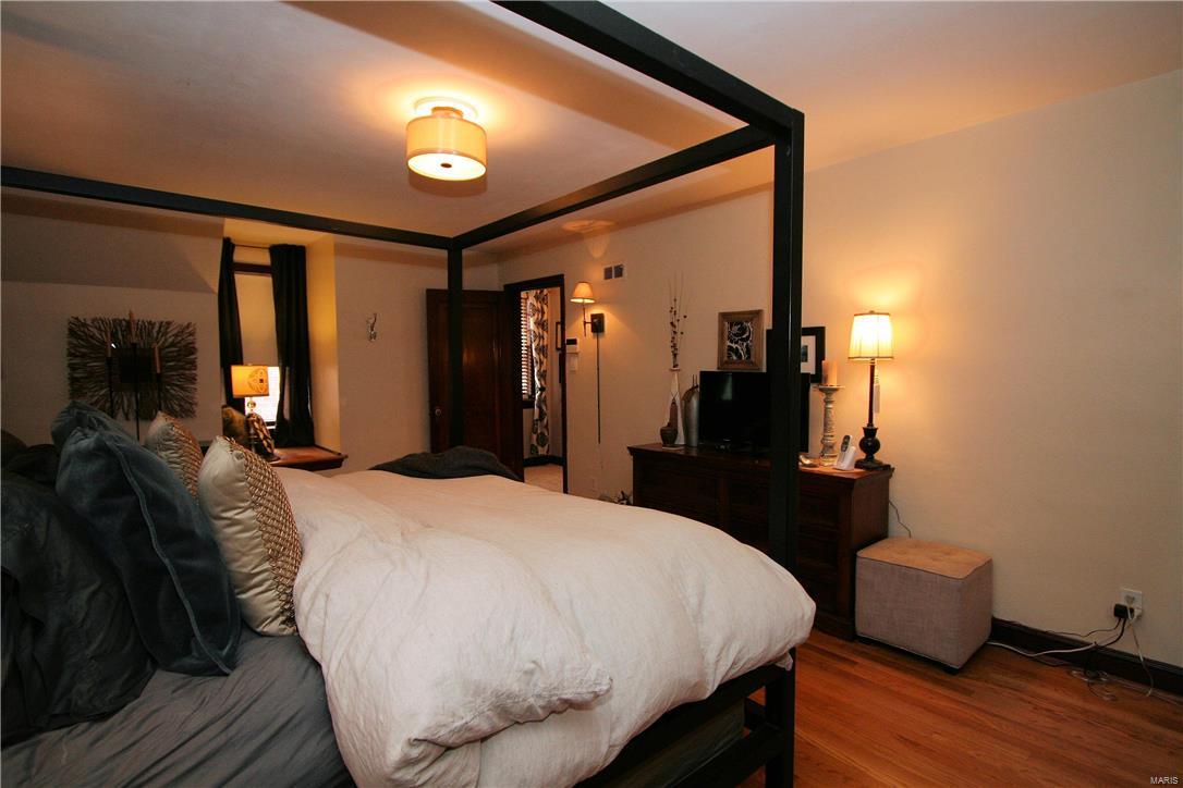 St. Louis Hills - Residential