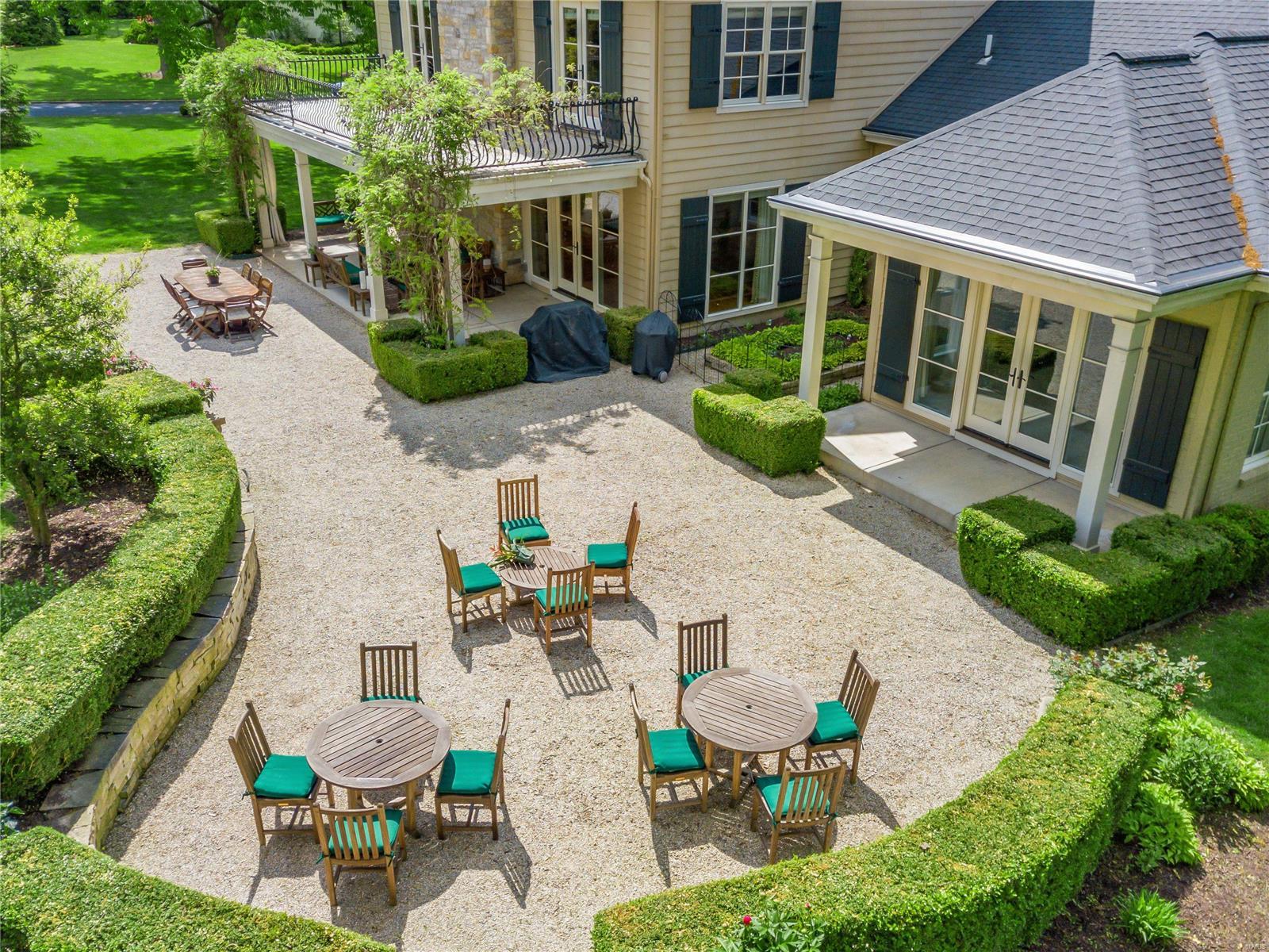 Briarwood 6 - Residential