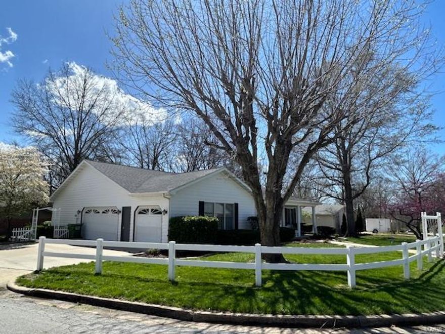 This picturesque, three-bedroom, two bath home in the Brownwood Subdivision, on a quaint corner lot, WILL NOT last long.
The meticulous landscaping with matured trees and a white picket fence is something out of a Better Homes and Garden magazine. 
Add to that the spacious, screened in back porch where you can sip lemonade with friends and family on those summer evenings and you have the real "American Dream," home.
This property also boasts a three- car garage so you can park your weekend ride that you will have plenty of time to enjoy as the home is so well maintained......and with your minimal HOA fee you won't even have to mow your own lawn...or shovel your own driveway in the winter.
Home also offers a walk-in closet in the bedroom as well as "quality" built ins in both the living room and the bedroom/office. 
Other amenities include a handicap accessible Jacuzzi shower/bathtub in the bathroom. Additional Rooms: Sun Room
