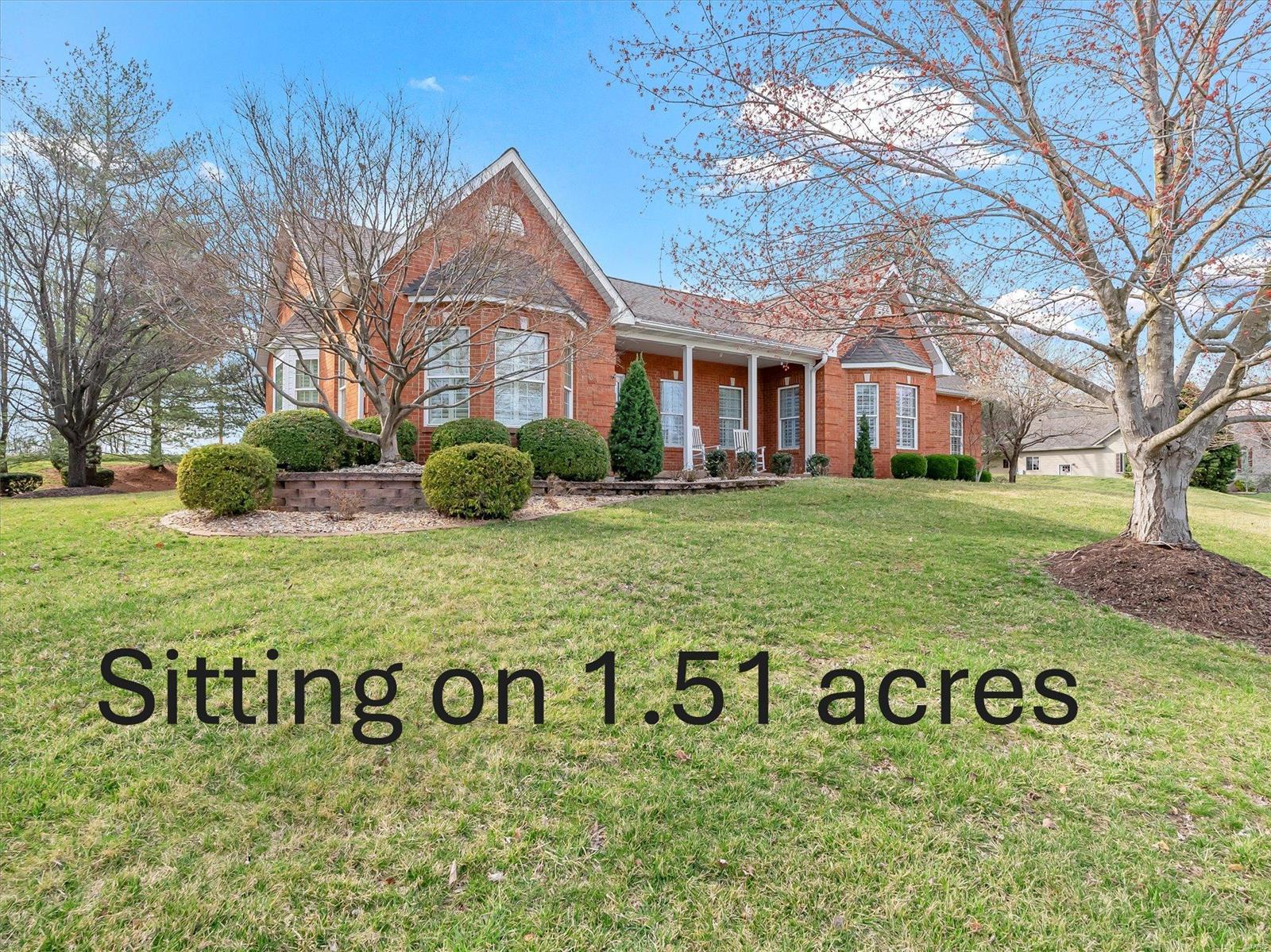 667 Ming Lake Drive