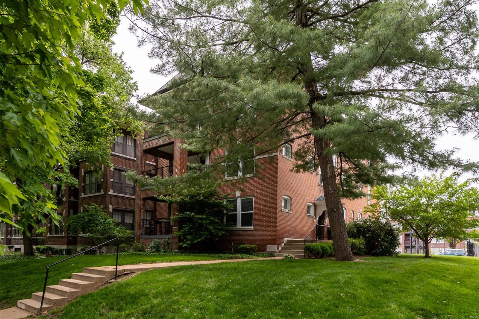 5518-22 Waterman 3rd Amd - Residential