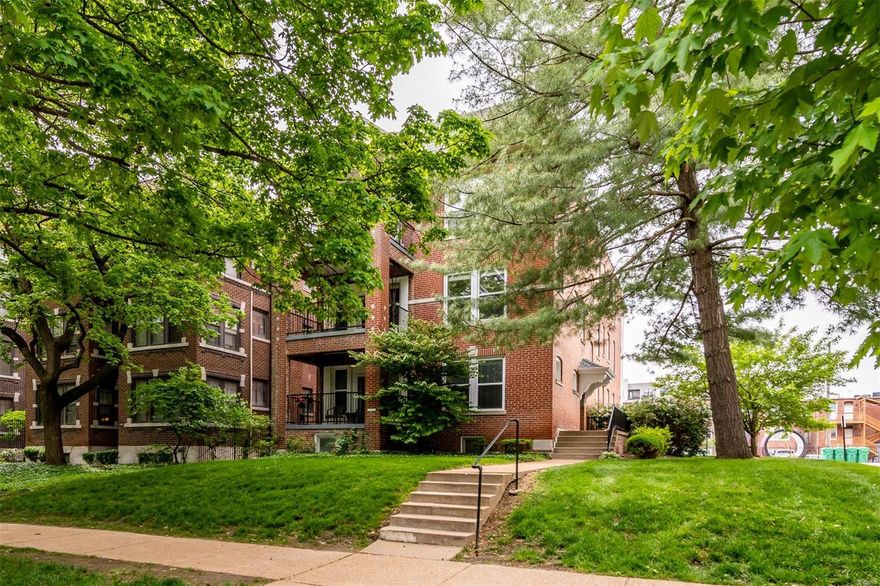 You will love this quiet tree lined street in the Debaliviere neighborhood of the Central West End! You are nestled between CWE & the Loop, & just blocks from Forest Park, Wash U & Barnes. This 2nd fl condo & building were completely rehabbed as part of the Metropolis development project. You'll find a spacious LR that is light & bright w/ beautiful hardwood floors, large closet & options for office space. The eat-in kitchen has sleek black granite countertops, plenty of cabinet space & a bay window for plants & cats who like the view. The bedroom leads to a LARGE urban balcony, providing plenty of space to relax & enjoy a beautiful day. Added bonus of in-unit laundry, custom built closet shelving, 2 secure assigned parking spaces, large storage & neighborhood pool. THE DEBALIVIERE NEIGHBORHOOD IS INCLUDED IN THE WASH U EMPLOYER ASSISTED HOUSING PROGRAM, PROVIDING UP TO $8,500 AS A FOREGIVABLE LOAN THAT CAN BE USED TOWARD DOWNPAYMENT OR CLOSING COSTS! Schedule a showing today! Location: City, Corner Location