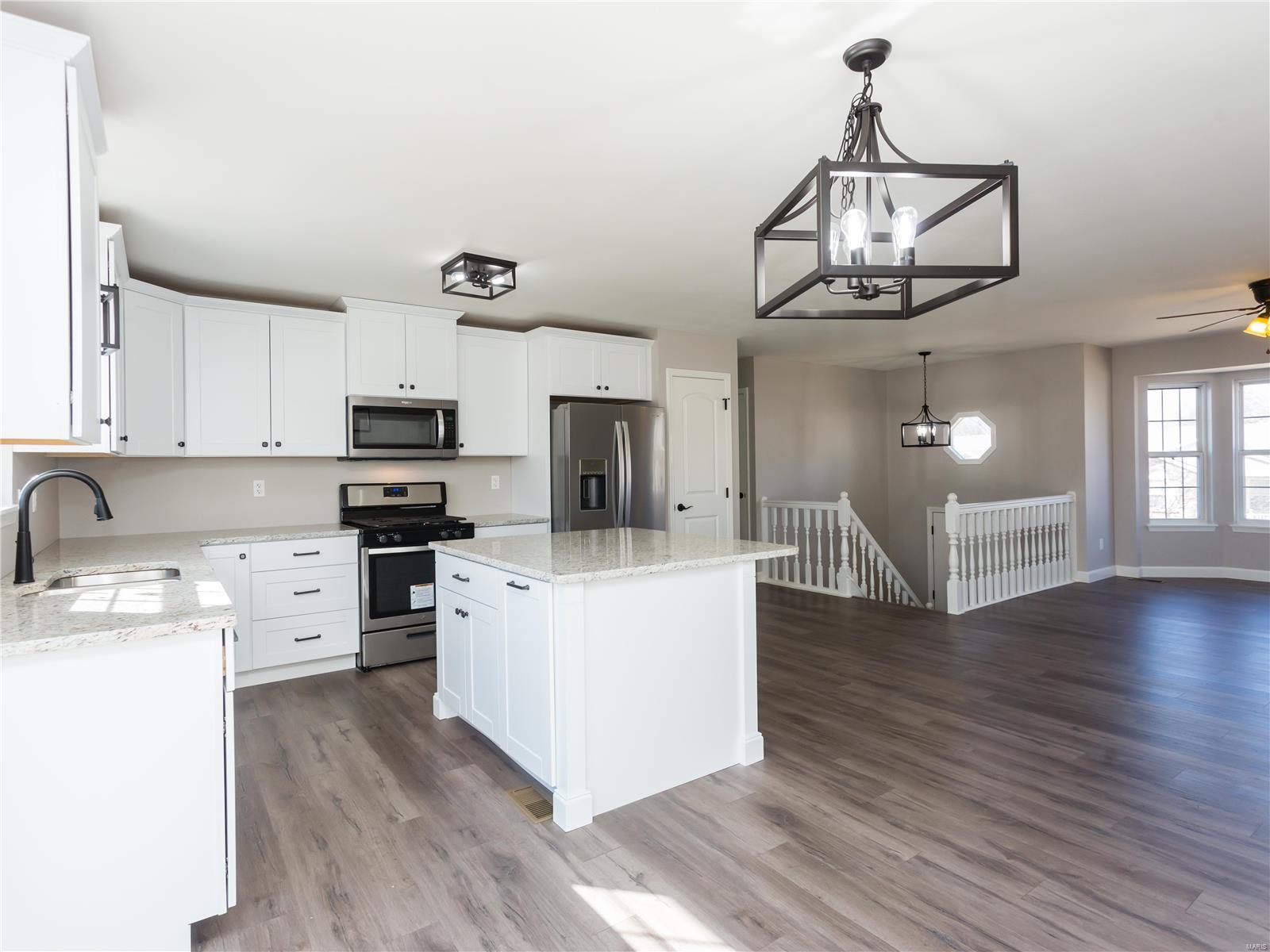 Mastodon Valley Estates - Residential