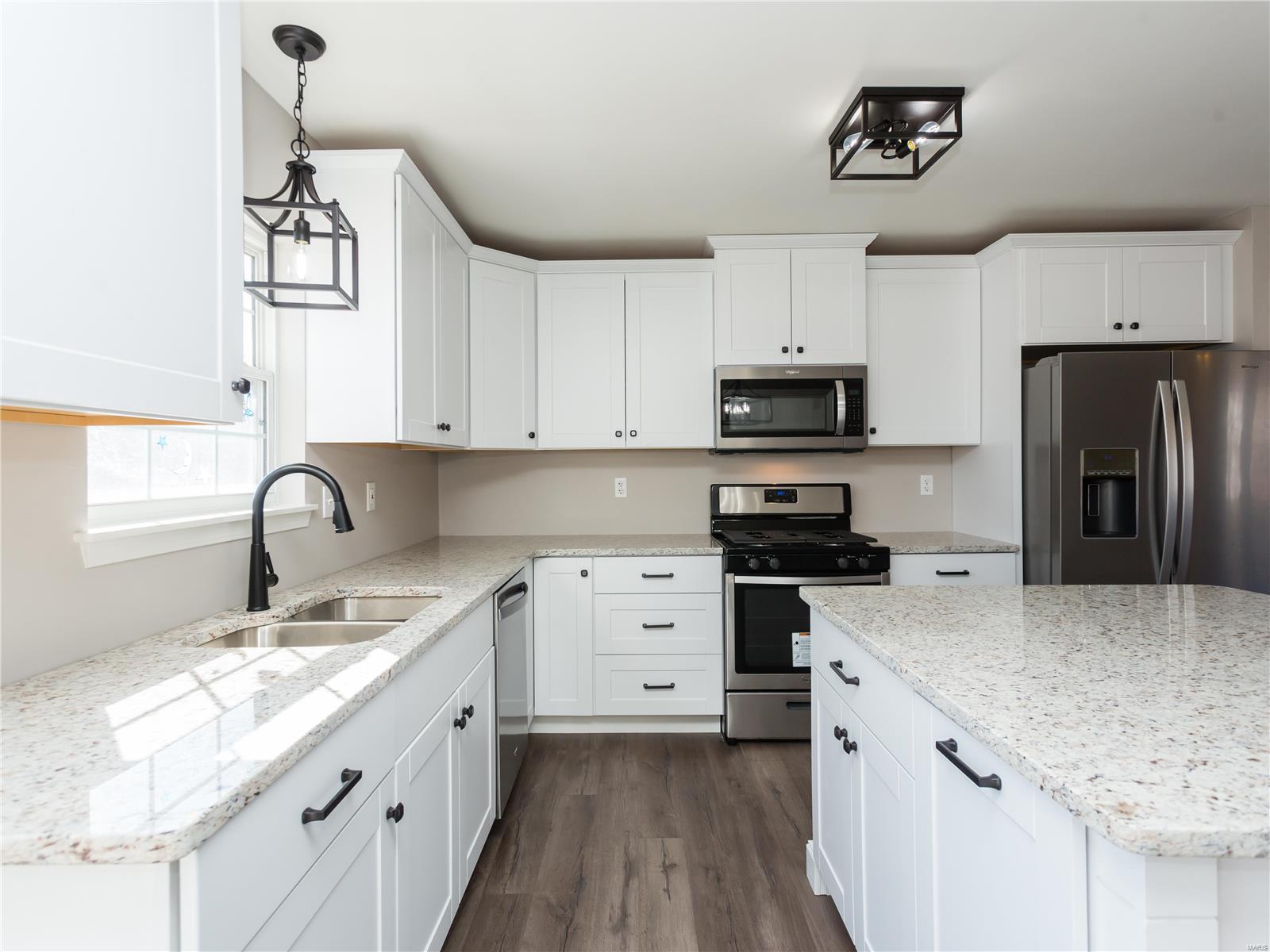 Mastodon Valley Estates - Residential