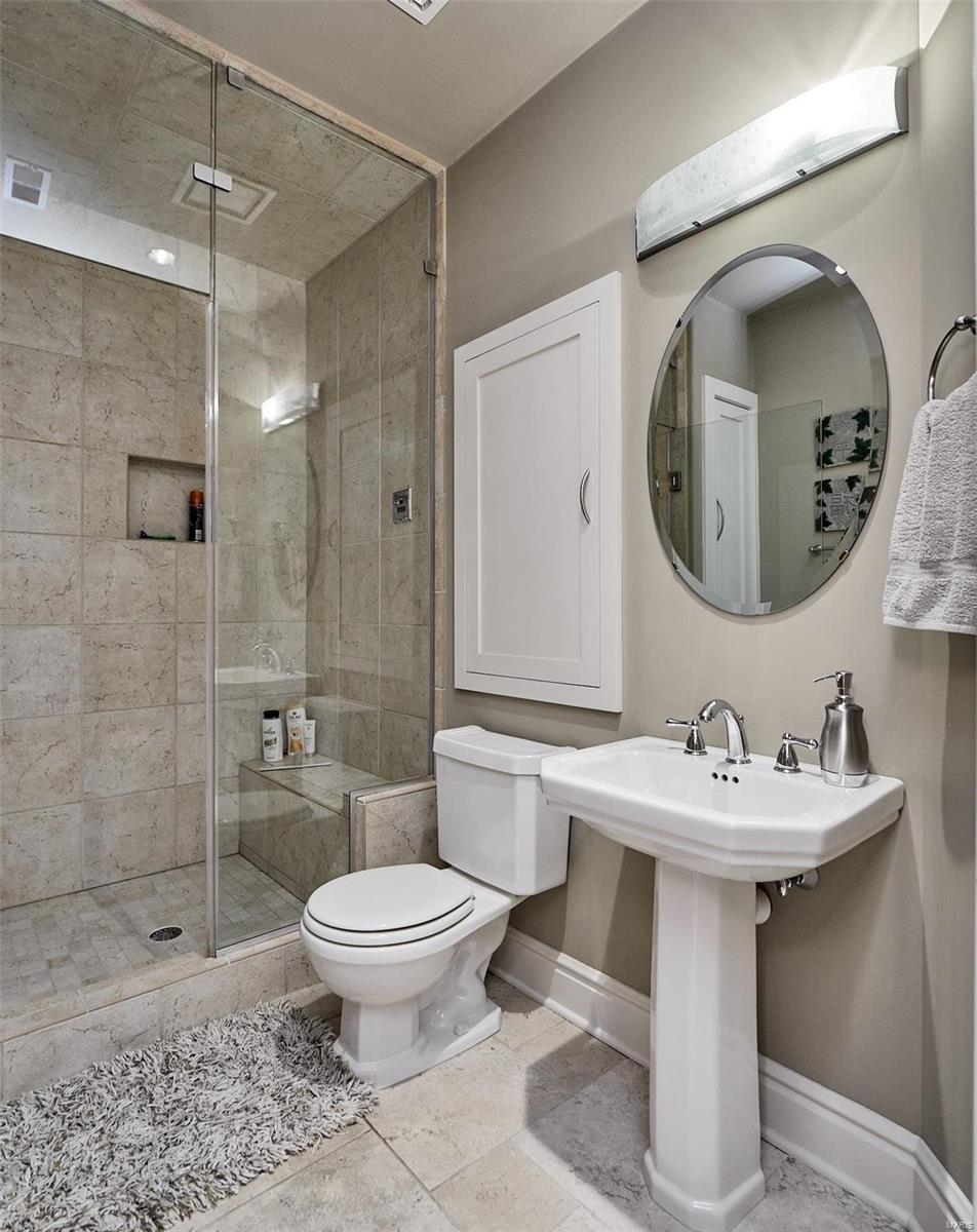 Chesterfield Lakes - Residential