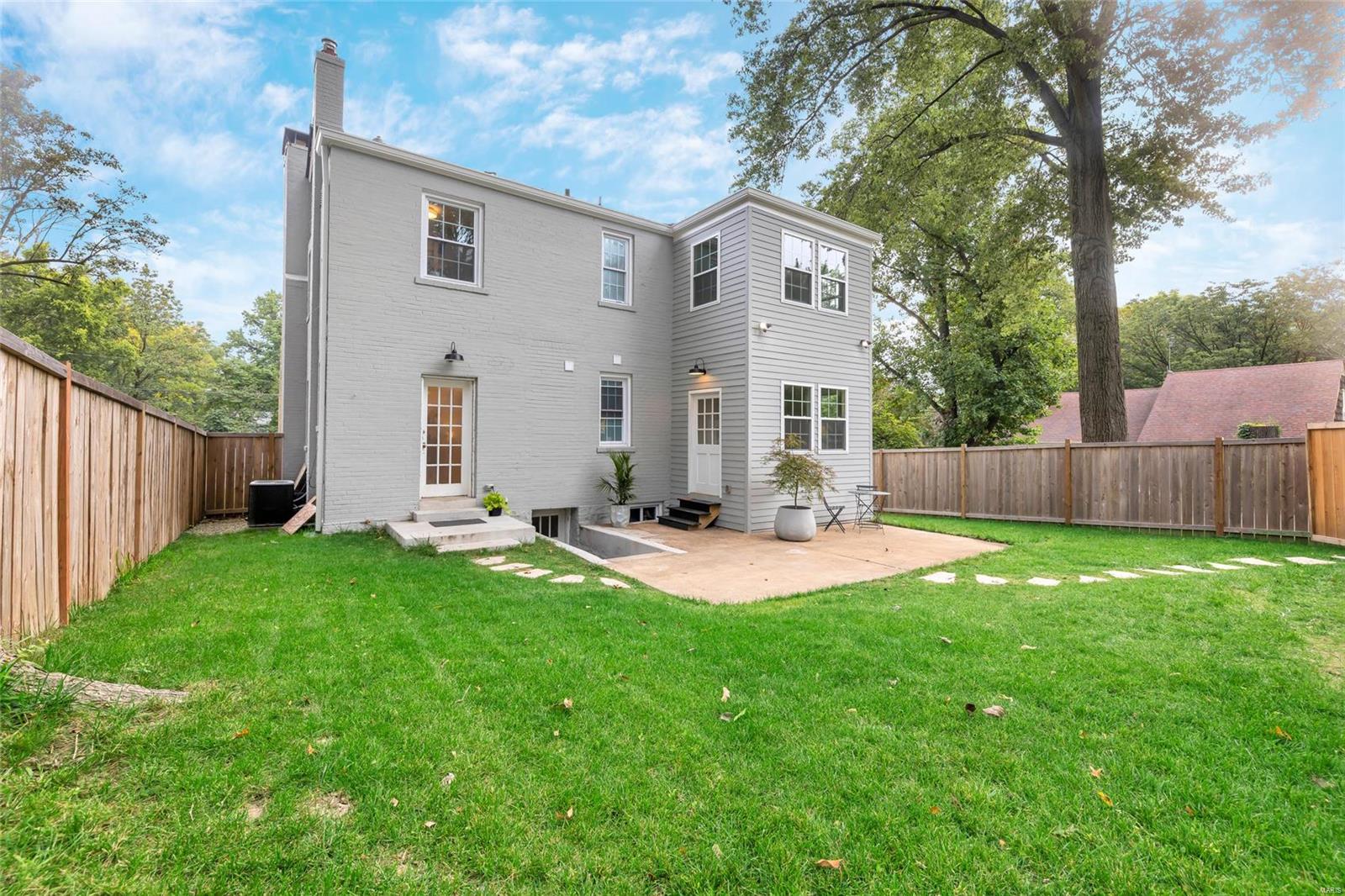 Mitchell Place - Residential