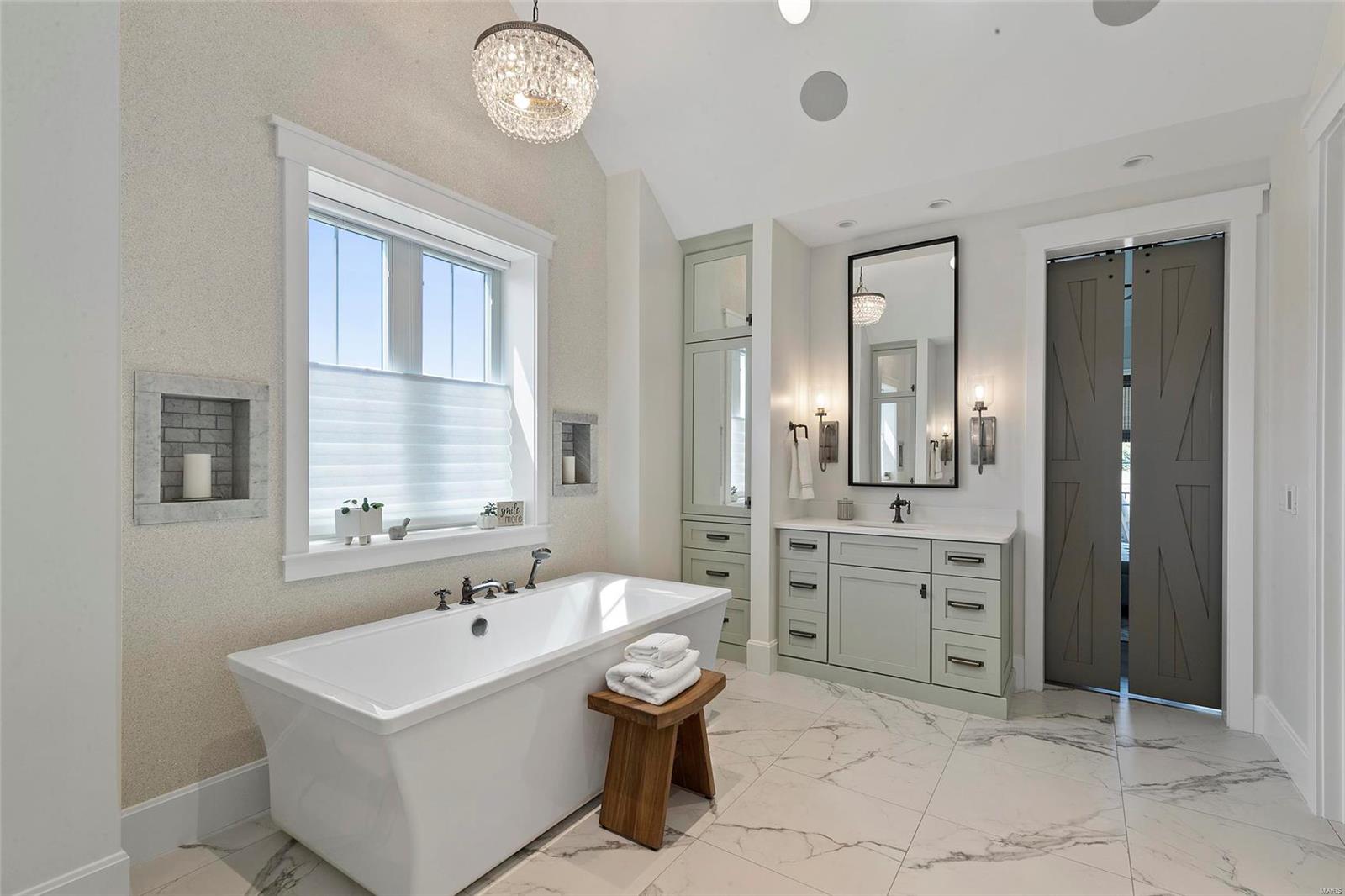 Springdale Manor - Residential