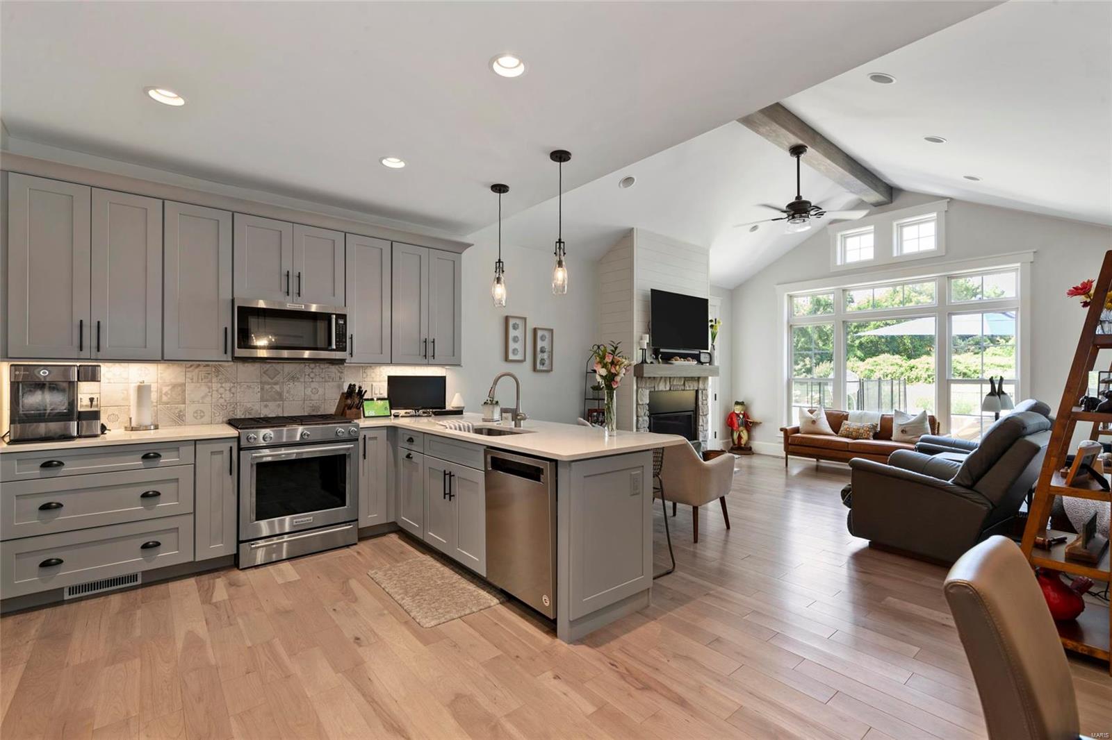 Springdale Manor - Residential