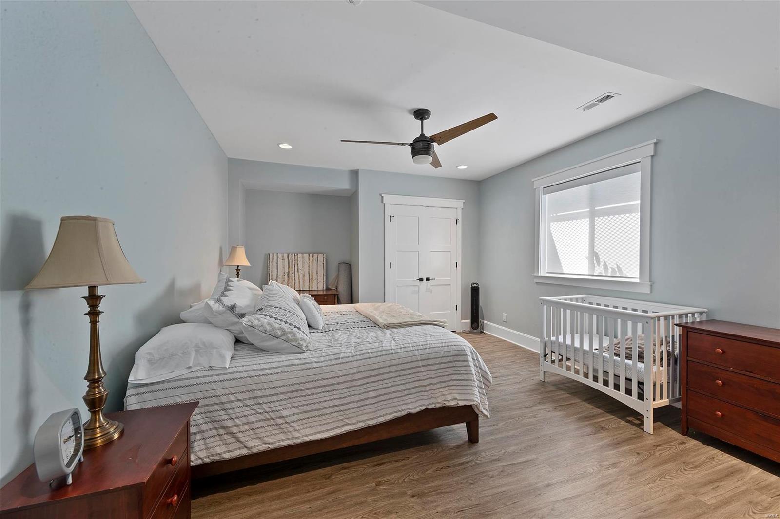 Springdale Manor - Residential