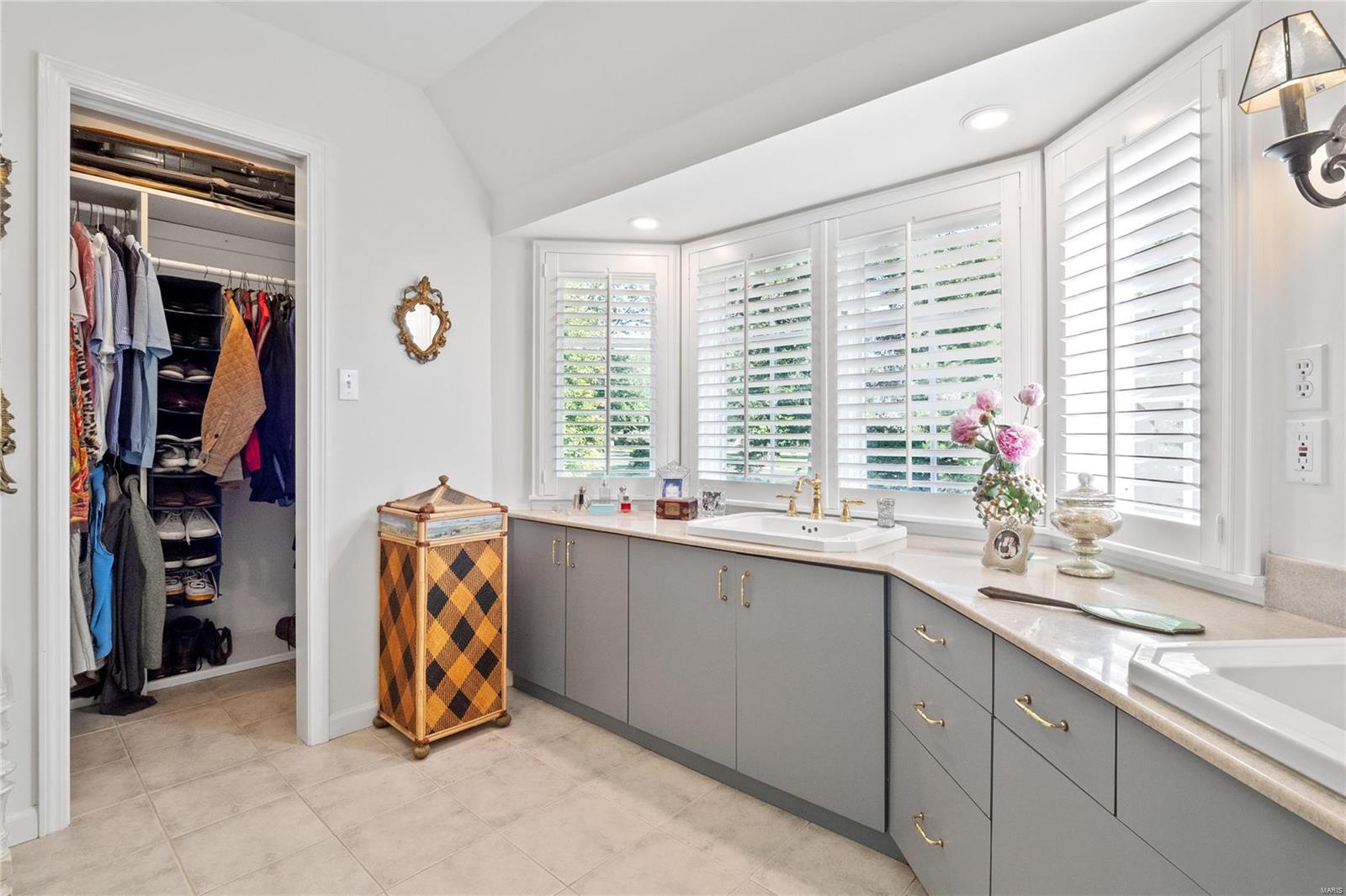 Country Life Acres - Residential