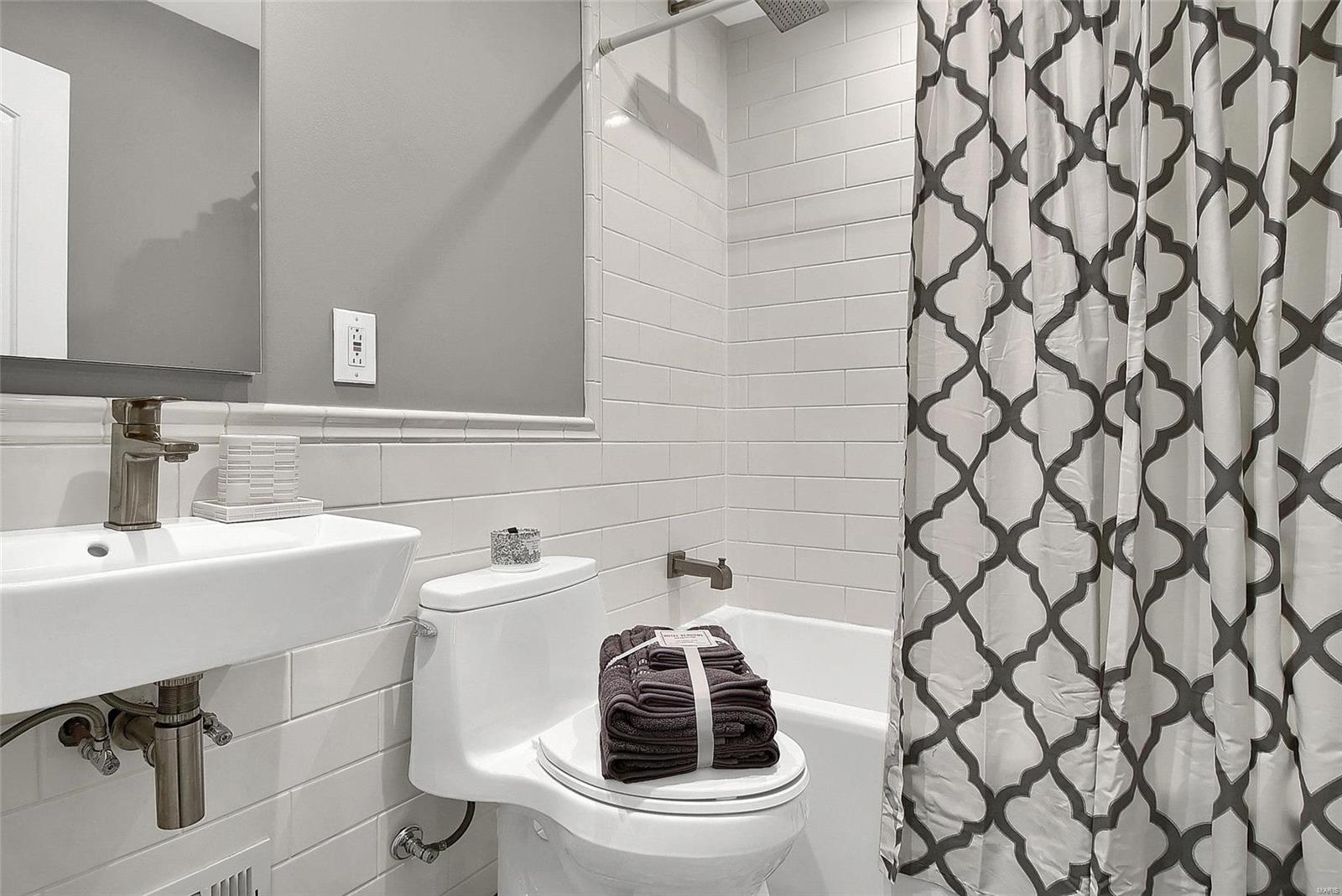 Vinita Park - Residential