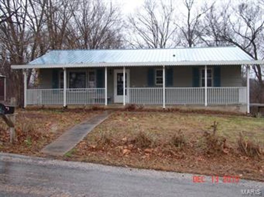 Great investment opportunity! 3 bedrooms, large living room, large covered front porch, full walk out basement.  Home sits on just under a half acre with a nice back yard located on a dead end road.  Home is being sold AS-IS.  Seller will not do any inspections &/or repairs.  Bank owned property.  Home needs plumbing & electrical repairs.  No water heater. CASH or REHAB loans only. Pre-Approval or Proof of Funds to be submitted with all offers. SpecialListingConditions: Foreclosure
