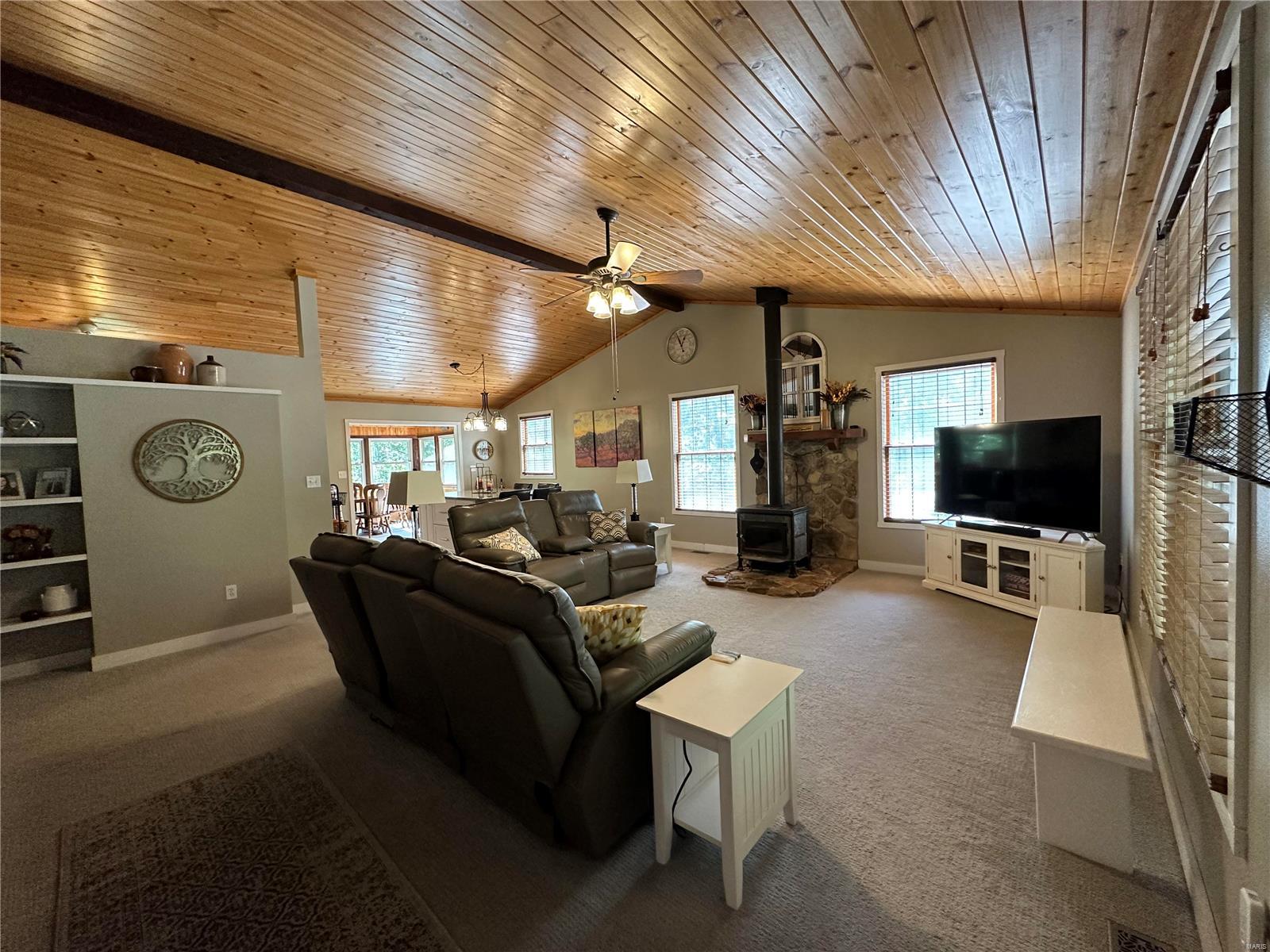 Country - Residential