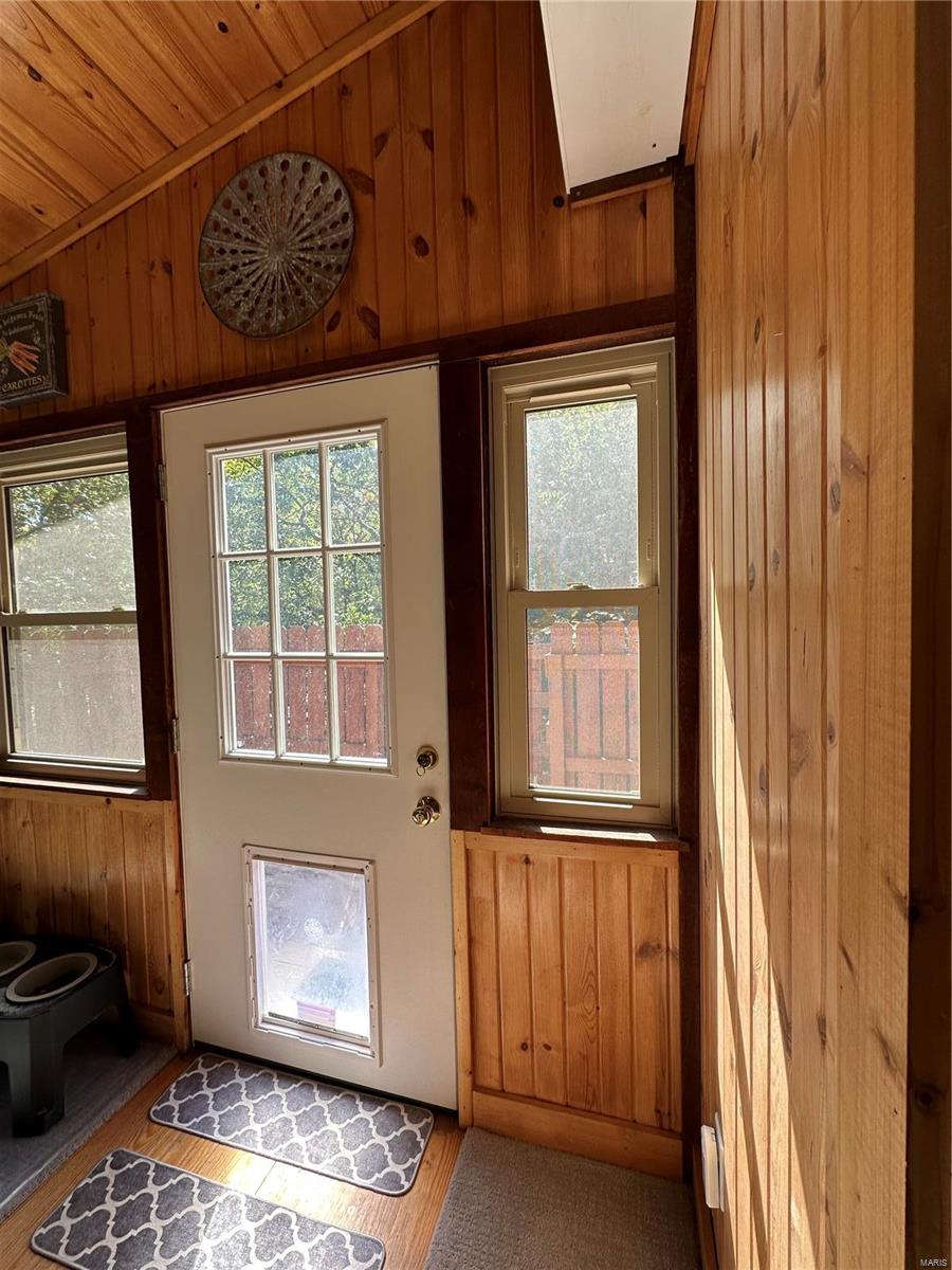 Country - Residential