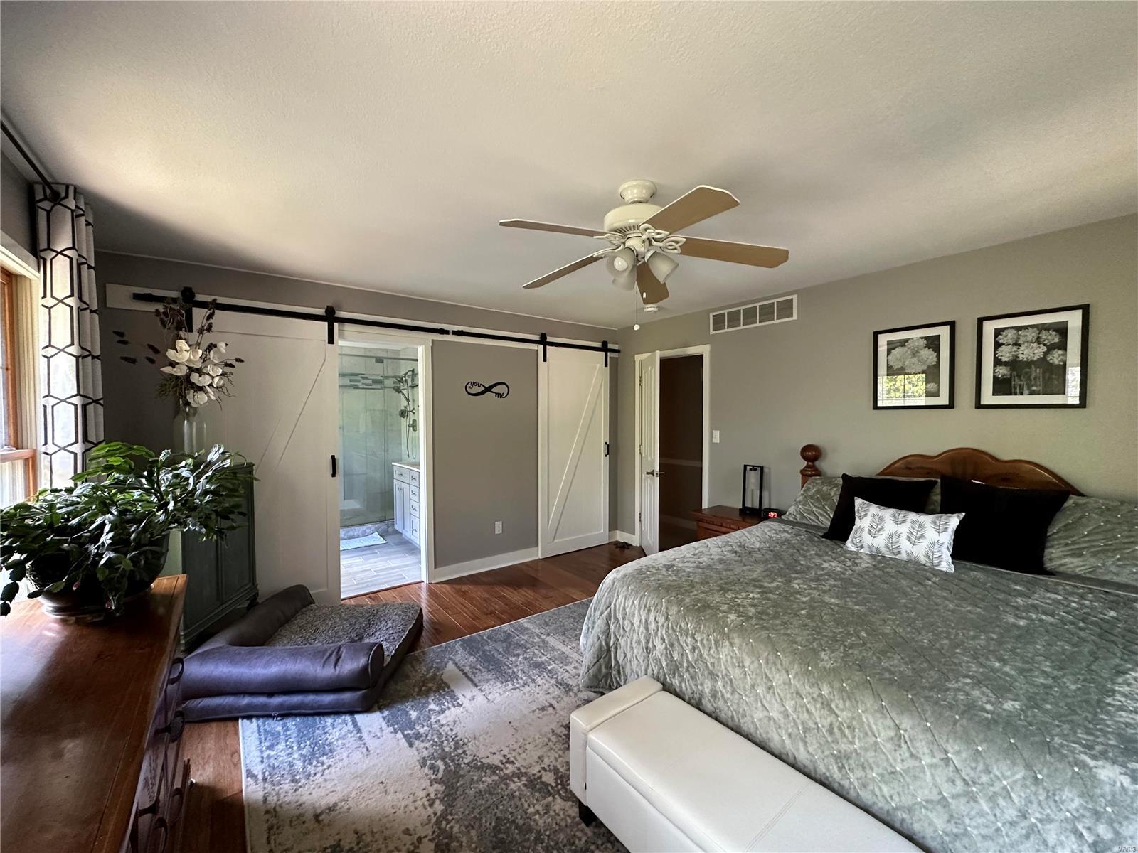 Country - Residential