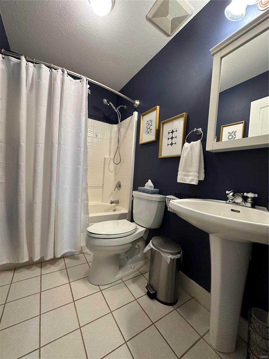 Country - Residential