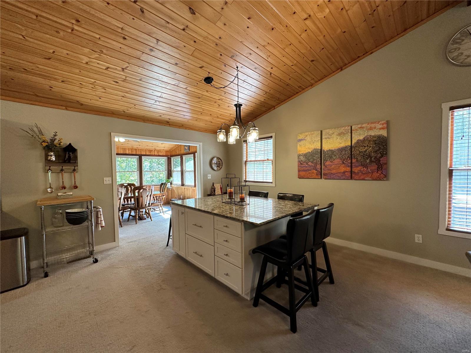 Country - Residential