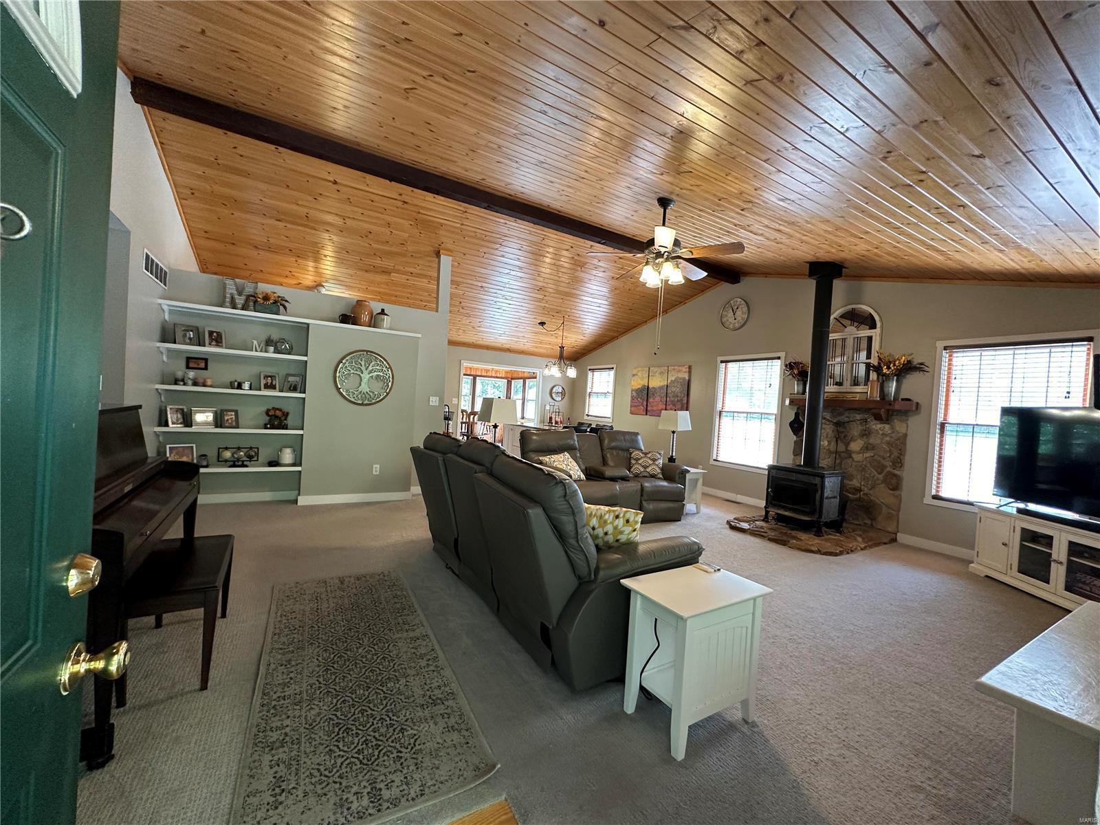 Country - Residential