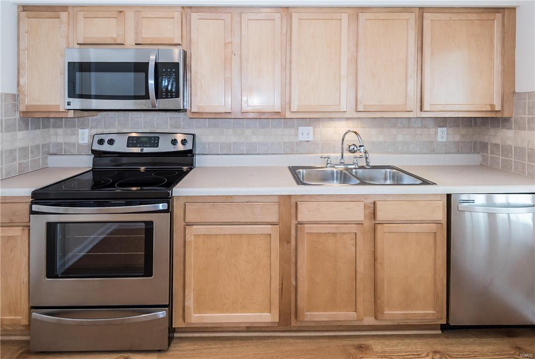 Queens Court Condo - Residential