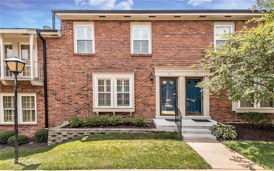 Queens Court Condo - Residential