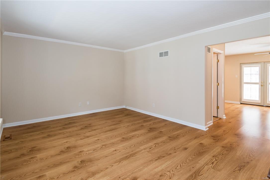 Queens Court Condo - Residential