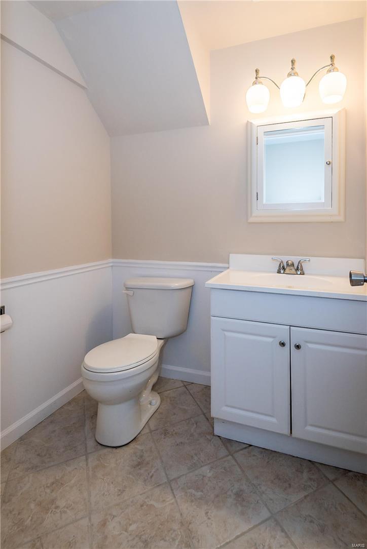 Queens Court Condo - Residential