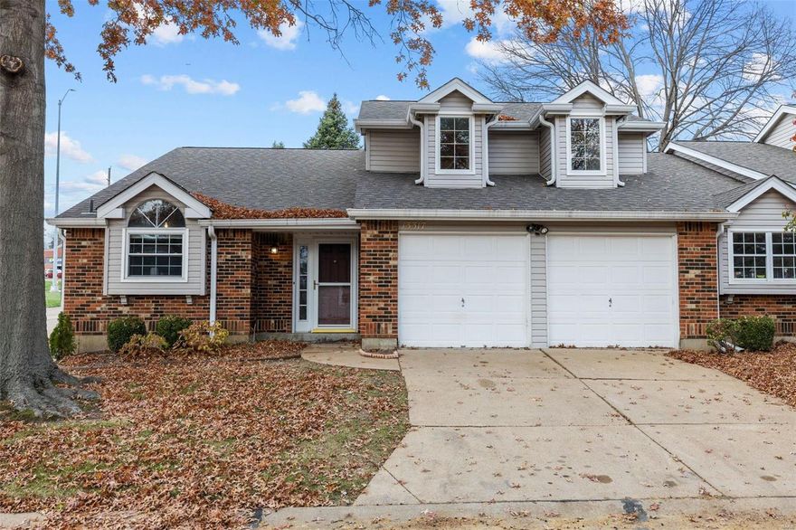 This beautifully updated 3 Bed, 2.5 Bath condo in Parkway Central schools is a must see! Very spacious w/ over 1700 sq. ft, freshly painted, new flooring throughout, brand new Kitchen & updated Bathrooms! Open Entry to completely renovated Kitchen w/ Vaulted ceilings, brand new custom cabinetry, quartz countertops, subway tiled backsplash, SS appliances, breakfast bar & opens to spacious Dining area. Open Great Room features built-in cabinets & walks out to the private patio. Plus there's an updated Half Bath w/ new fixtures & generous Laundry Room/ Home Office! The expansive Primary Bedroom Suite boasts vaulted ceilings, walk-in closet, brand new carpeting & completely updated Full Bathroom w/ new vanity & fixtures. Two additional Bedrooms also feature fresh paint & new carpeting. Updated Hall Full Bath finishes off the upper level. Ground floor, End unit with 2-car garage & add'l parking, in a great location! Minutes from hwy 40, 141, restaurants, shopping, & more! Easy living! Location: Corner Location, End Unit, Ground Level