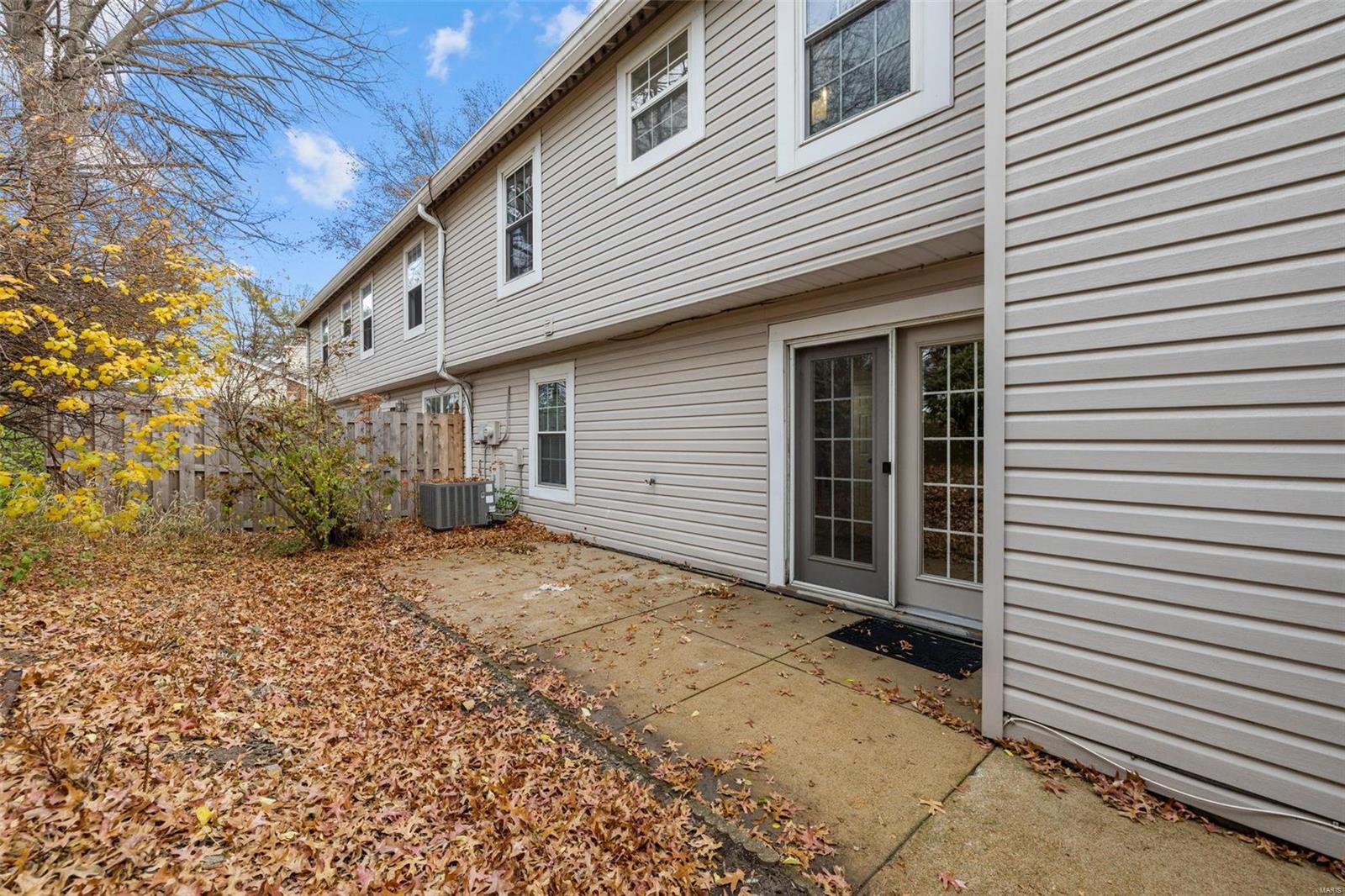 Woodlake Village Condo 8 - Residential