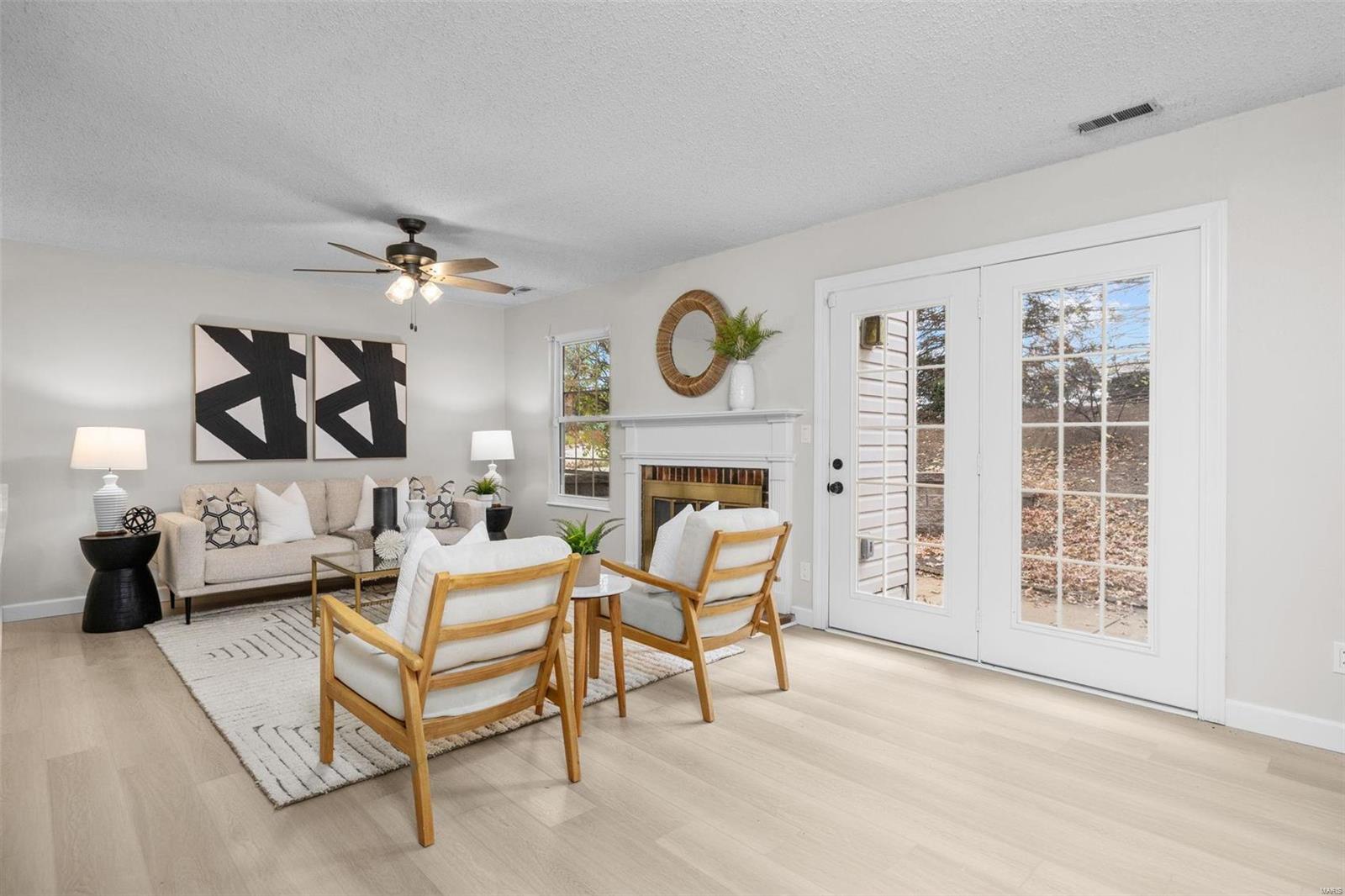 Woodlake Village Condo 8 - Residential