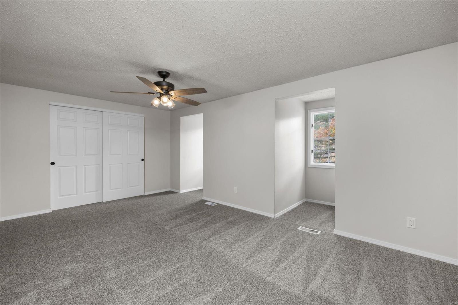 Woodlake Village Condo 8 - Residential