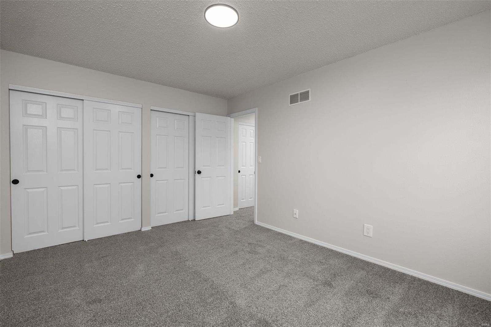 Woodlake Village Condo 8 - Residential