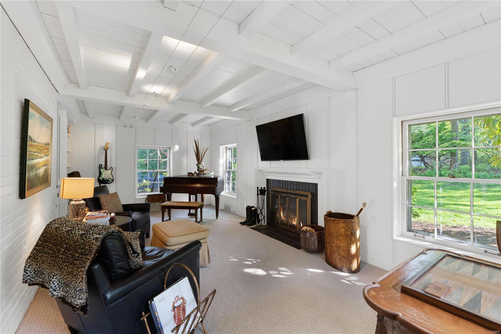 Log Cabin - Residential