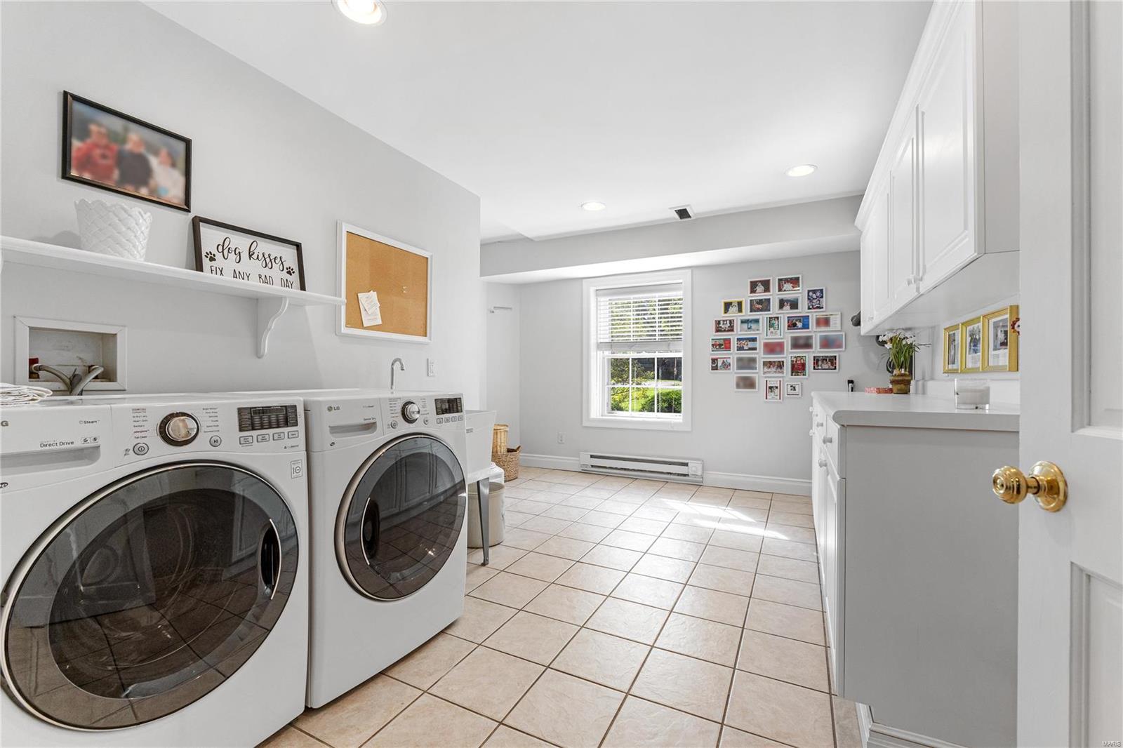 Log Cabin - Residential