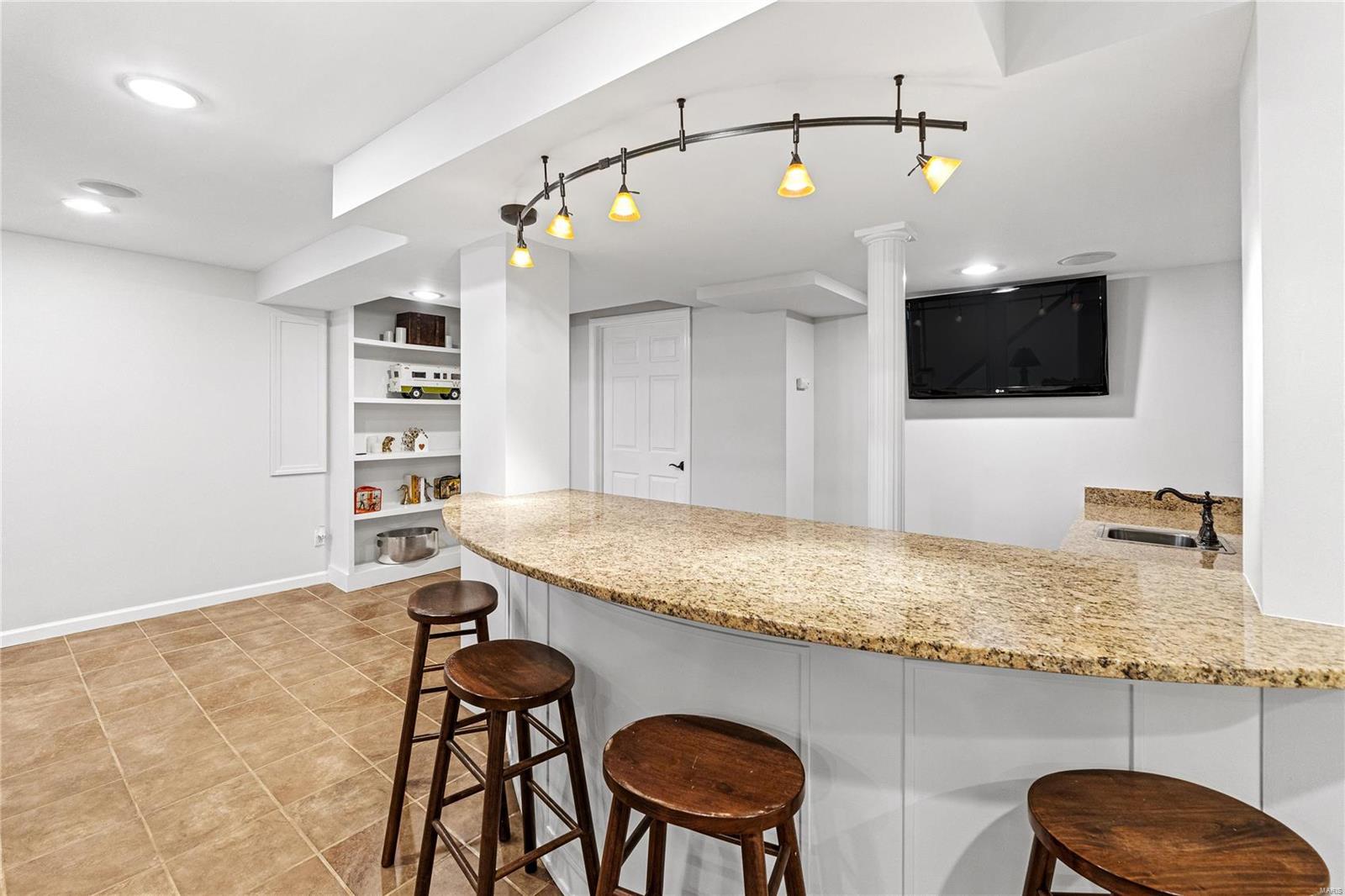 Log Cabin - Residential