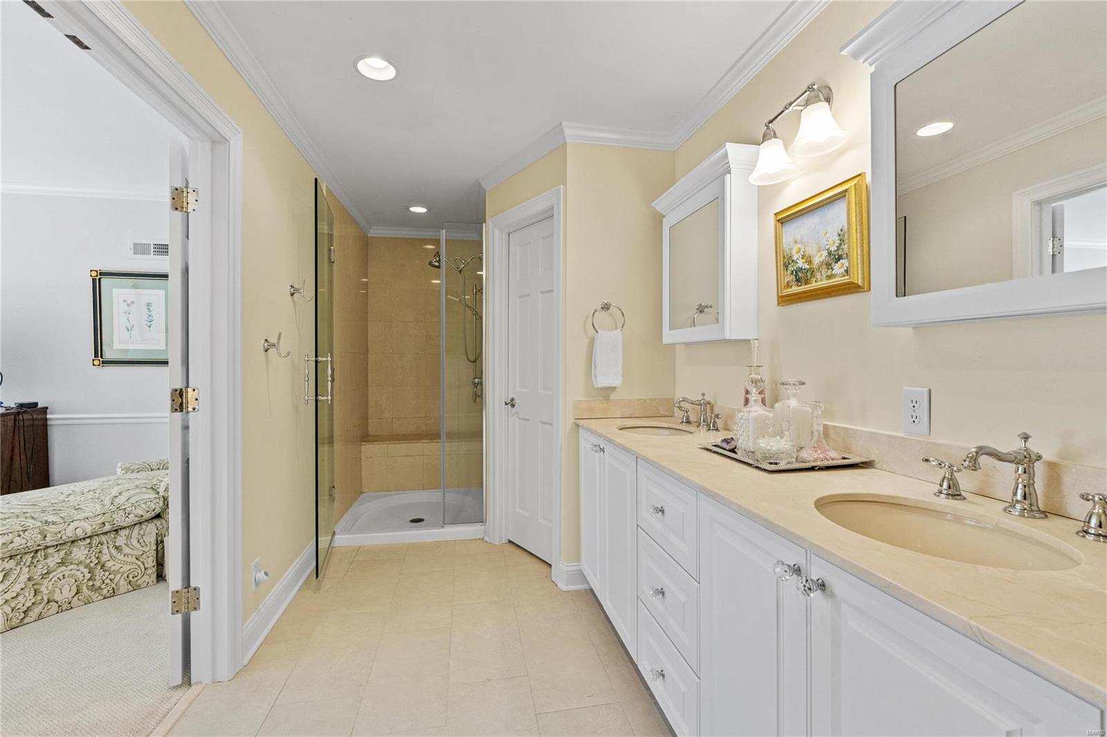 Log Cabin - Residential