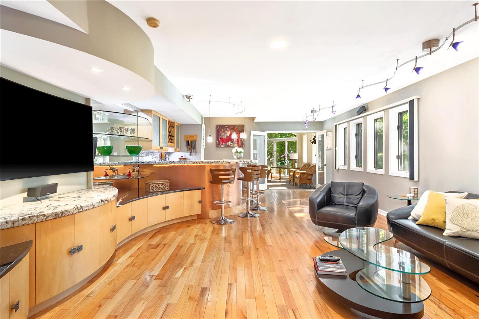 Topping Manor 2 - Residential