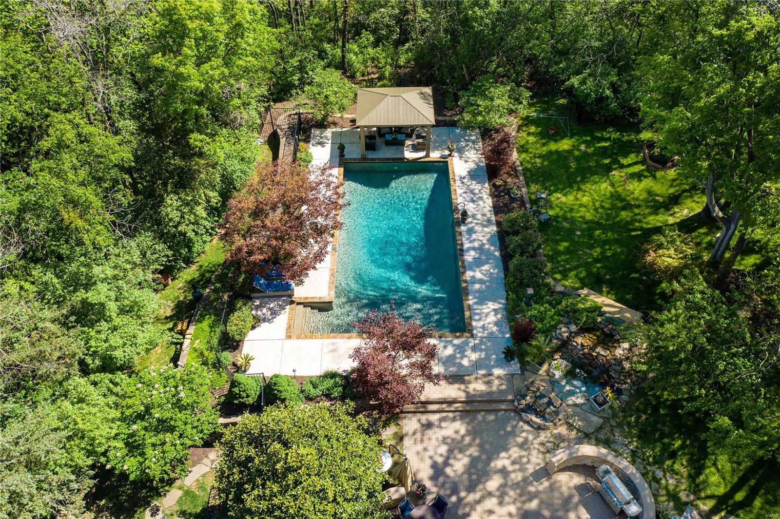 Topping Manor 2 - Residential