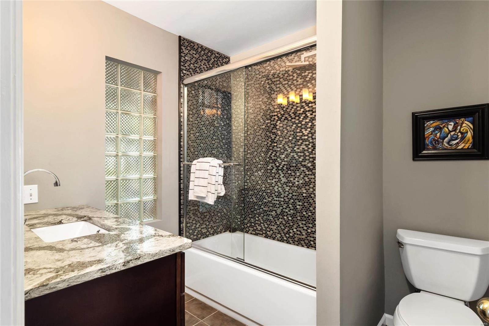 Topping Manor 2 - Residential