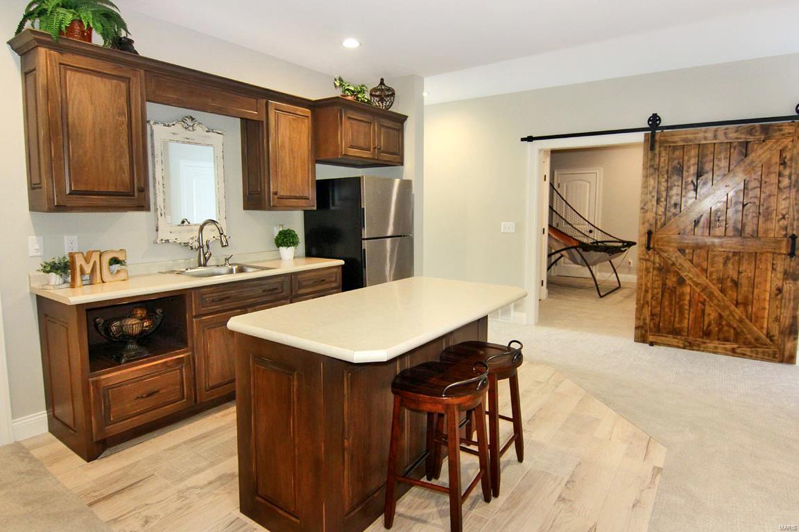 Dux Lndg - Residential