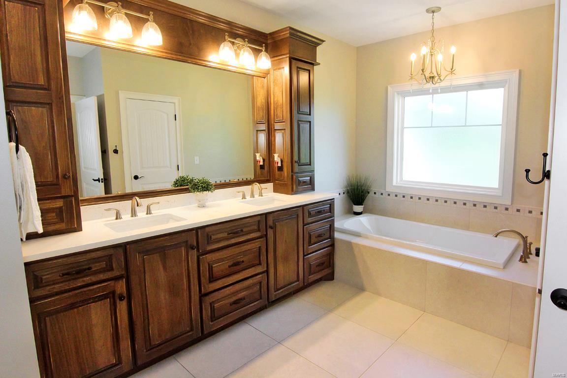 Dux Lndg - Residential