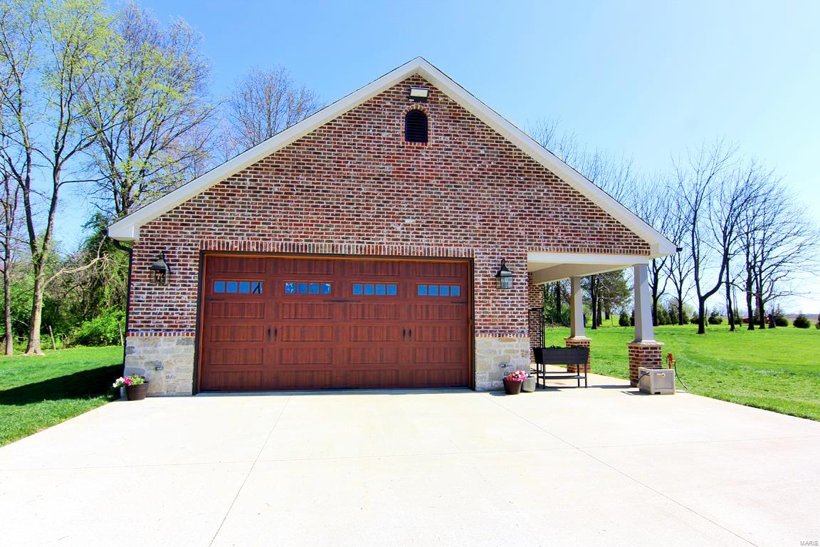 Dux Lndg - Residential