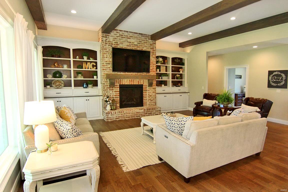 Dux Lndg - Residential