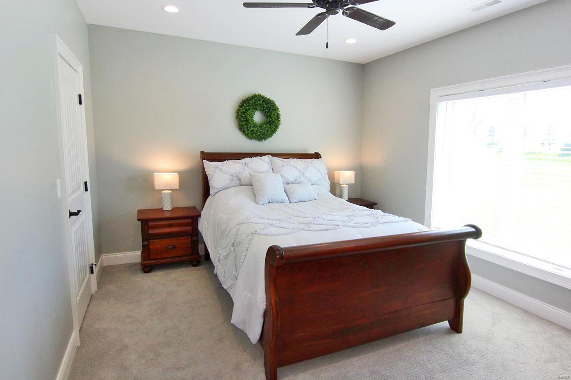 Dux Lndg - Residential