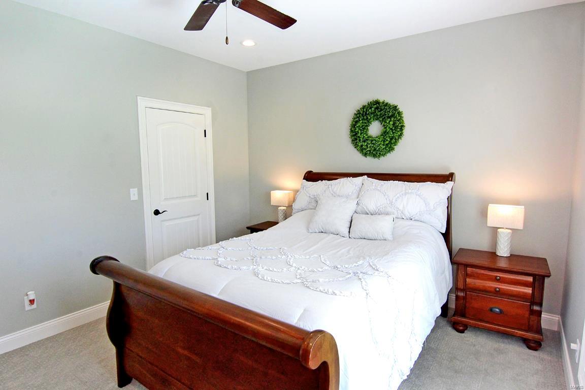 Dux Lndg - Residential