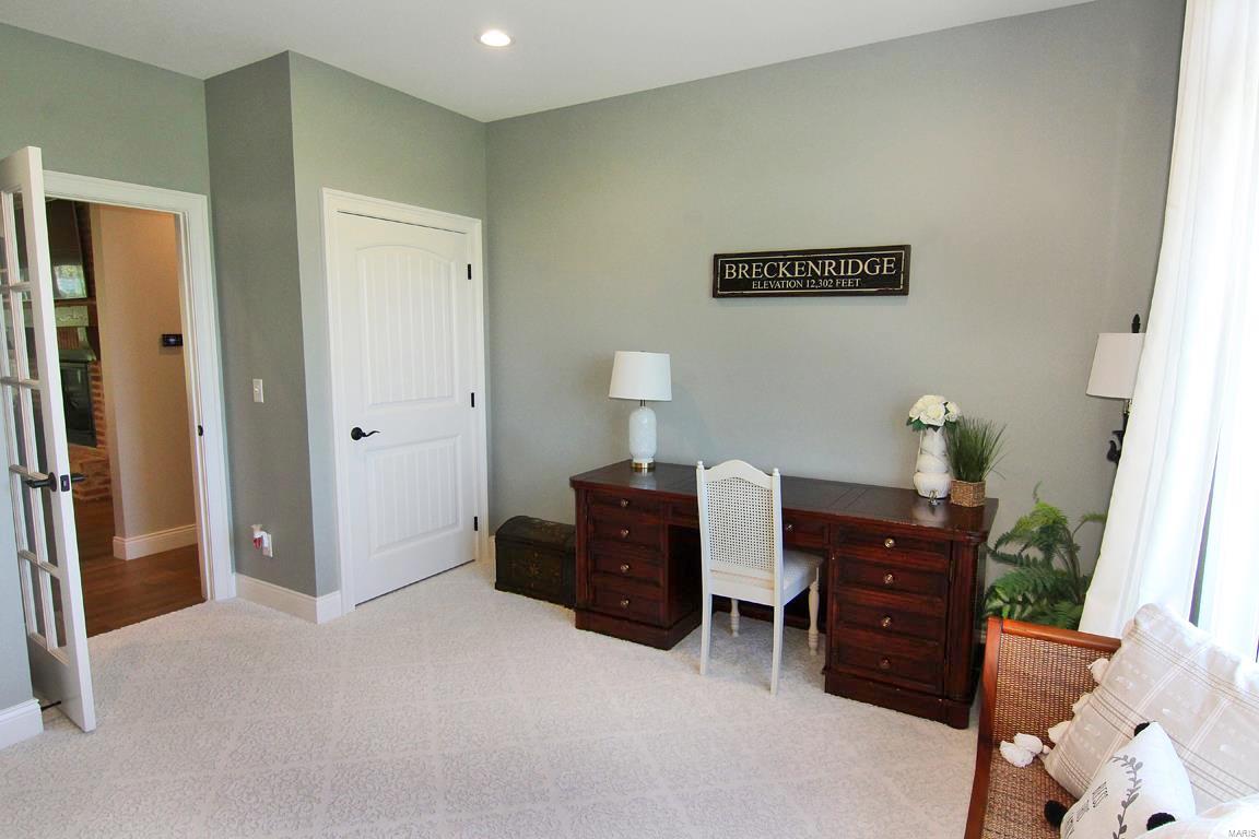 Dux Lndg - Residential