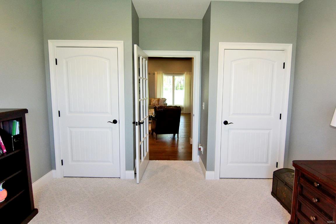 Dux Lndg - Residential