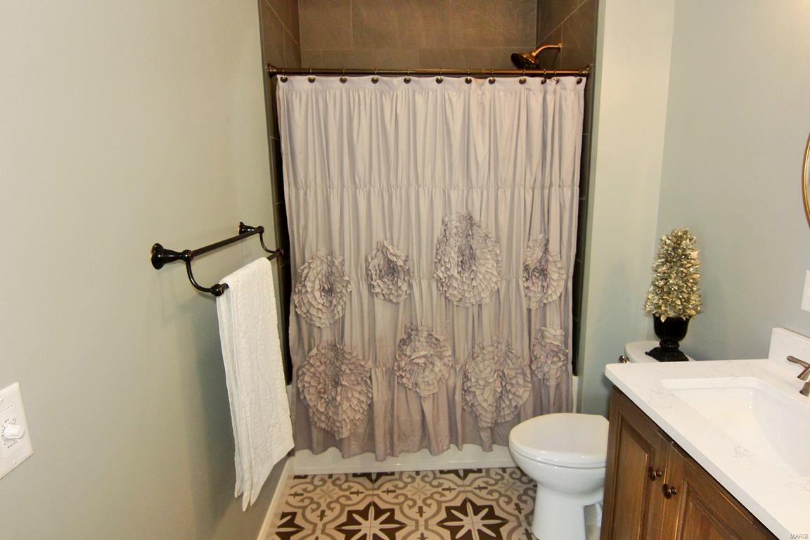 Dux Lndg - Residential